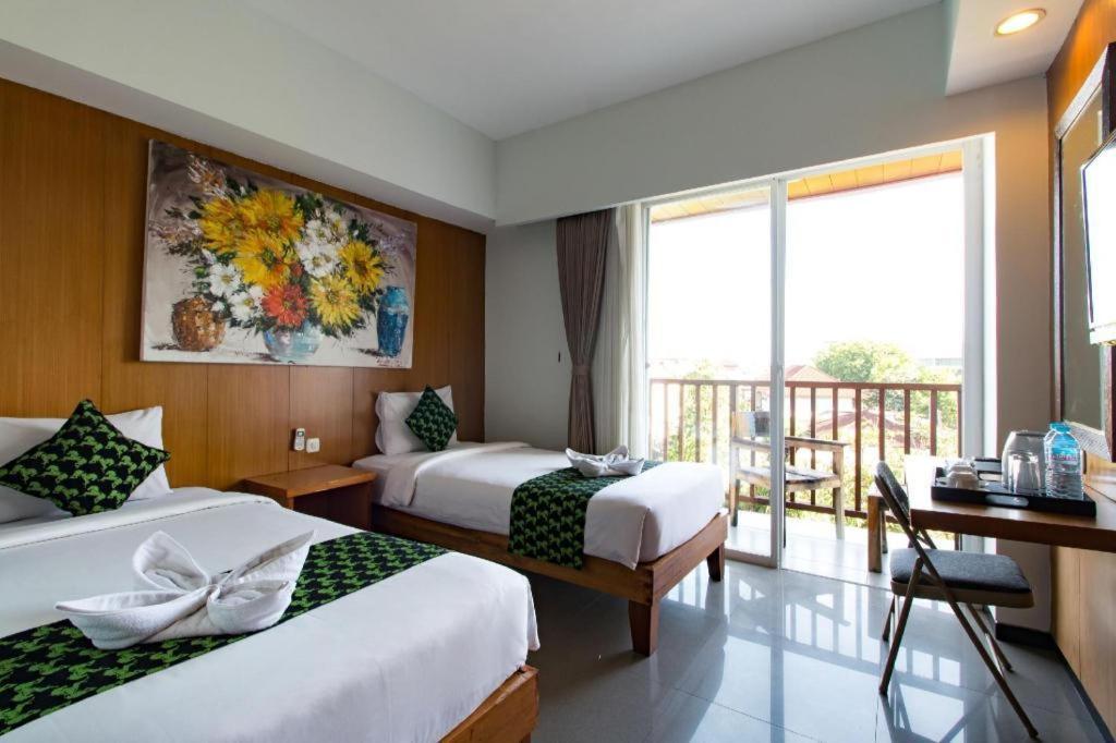 Hadi Poetra Hotel Кута Экстерьер фото